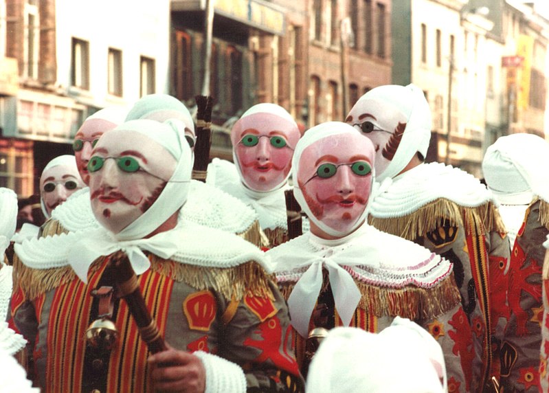 Le carnaval de Binche est un des plus anciens carnavals de Belgique.